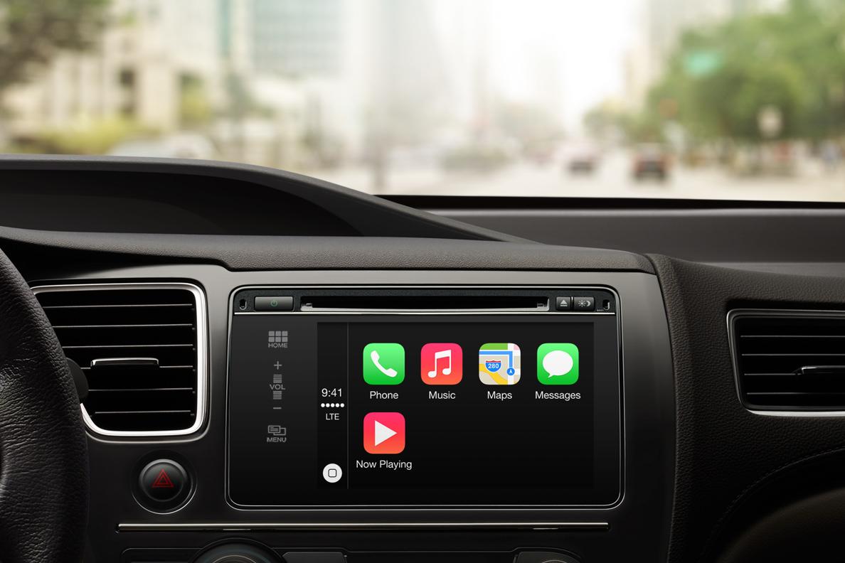 Apple CarPlay Siri