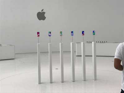 iPhone X prezentare Steve Jobs 2