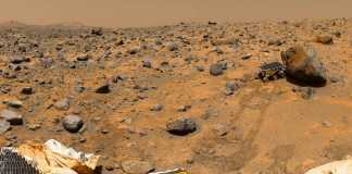 Planeta Marte. Imagine ULUITOARE la 360 de Grade cu Suprafata