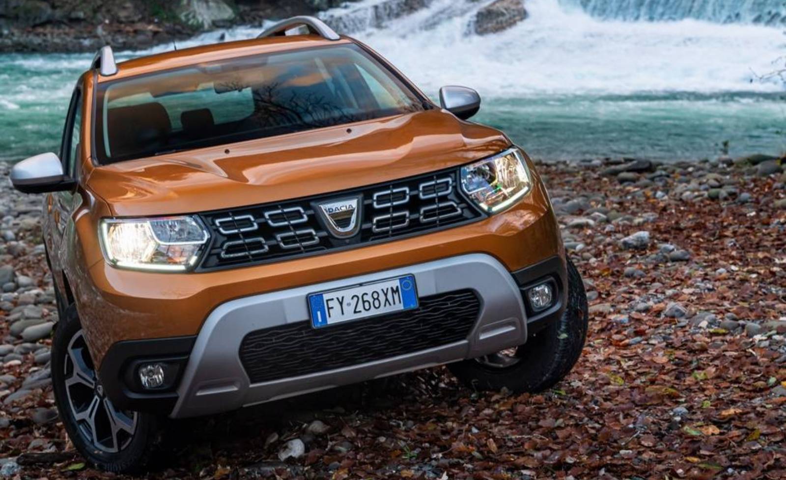 Dacia Duster Video Cu Testul Masinii Cu Motor De Mercedes Idevice Ro