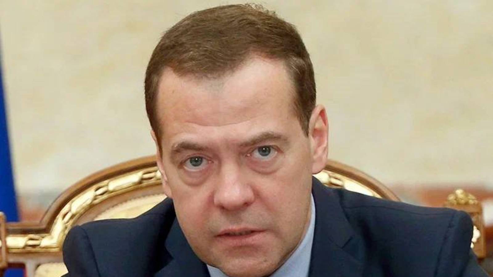 Dmitry Medvedev Armata Rusa va Lovi Centrele de Comanda ale Ucrainei