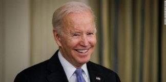 Joe Biden Anuntul Partidului Democrat Surprins Plin Razboi