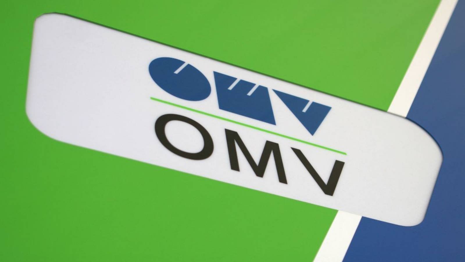 Informarile OMV IMPORTANTA Clientii Romani Alimenteaza Benzinarii