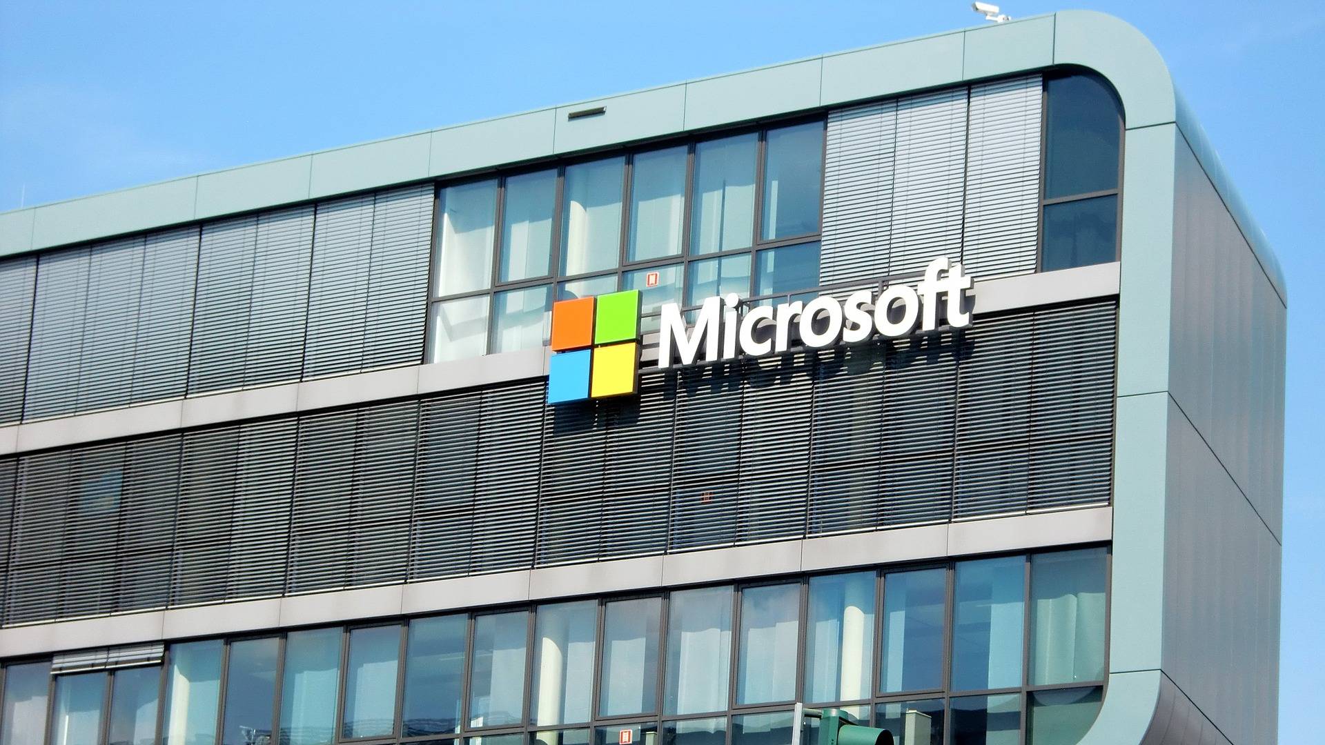 Microsoft Plateste 20 de Milioane de Euro Comisiei Europene pentru a Scapa de o Amenda