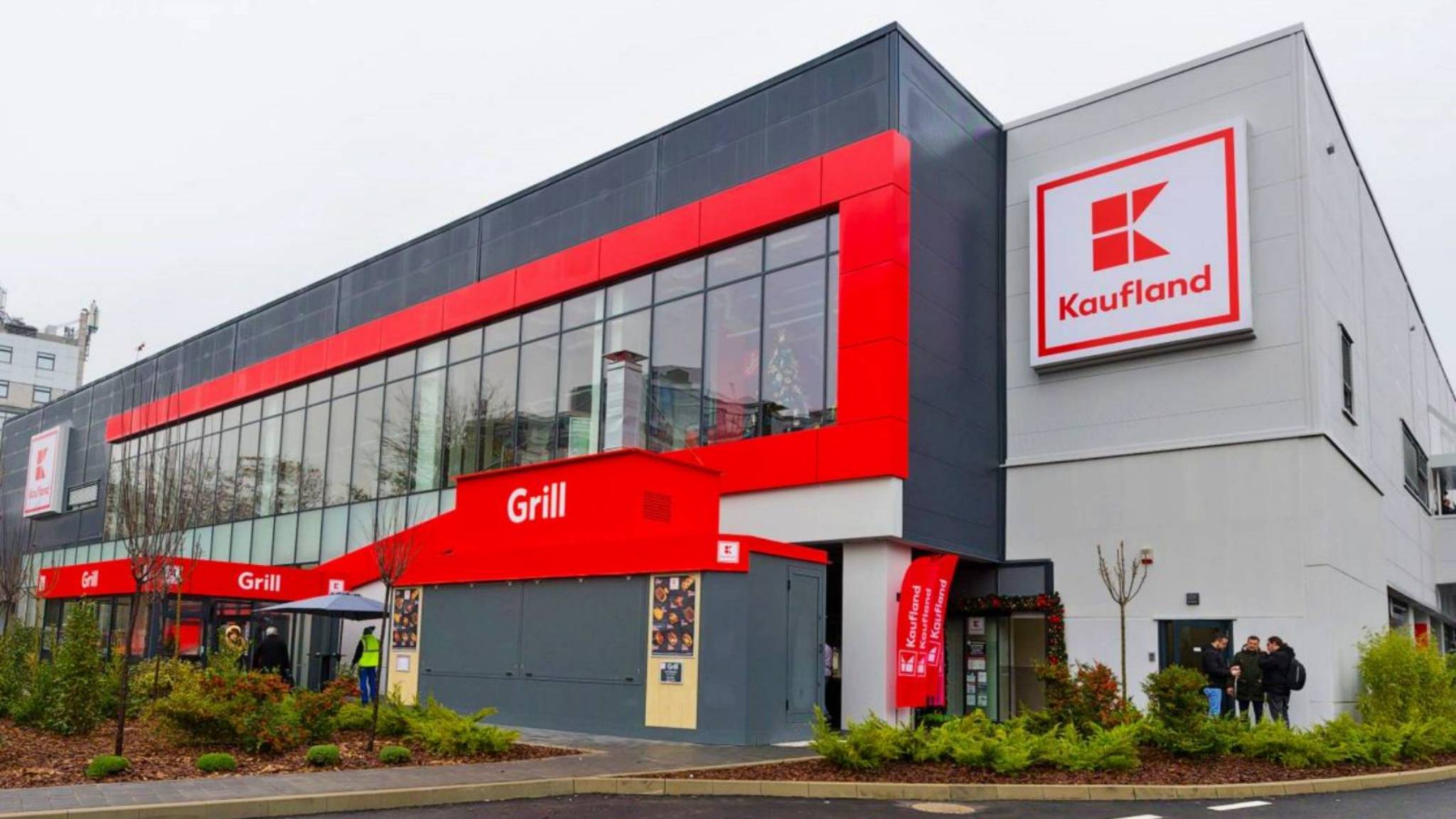 Kaufland Detaliaza Oficial pentru MILIOANE de Clienti un Beneficiu Major din Magazinele Romaniei