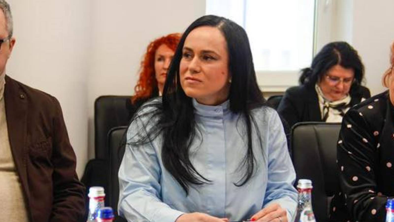 Acordurile si Incadrarile de ULTIMA ORA Dezvaluite de Simona Bucura-Oprescu cu Anunturi Importante pentru Romani